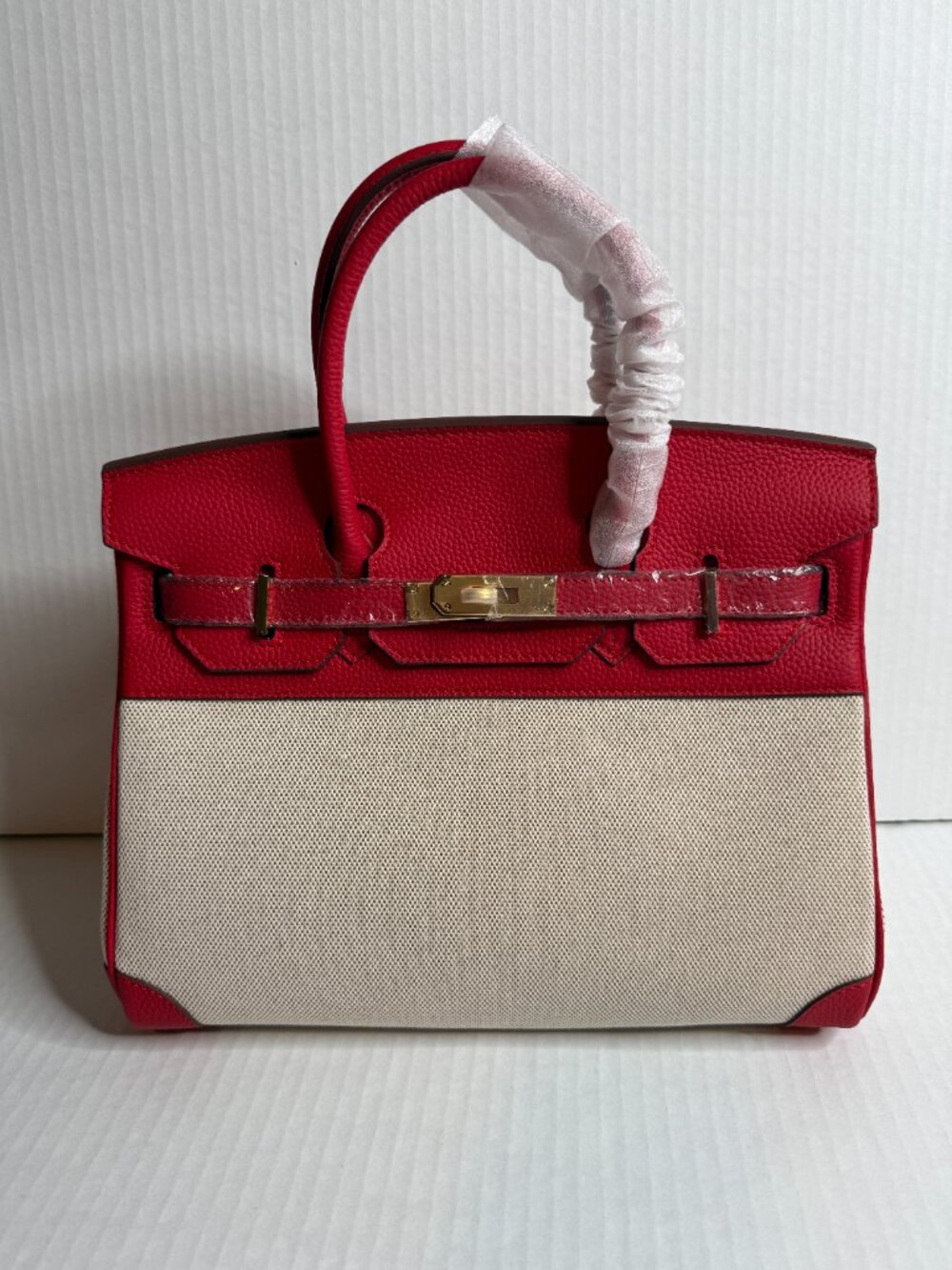 Beautiful Custom Designer Shoulder bag (Bright Red) - Picture 3 of 9